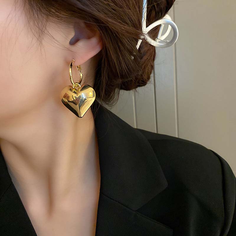 Silver Big Heart Pendant Earrings For Women Exaggerated Metal Geometric Huggie Hoop Earrings Jewelry Gift