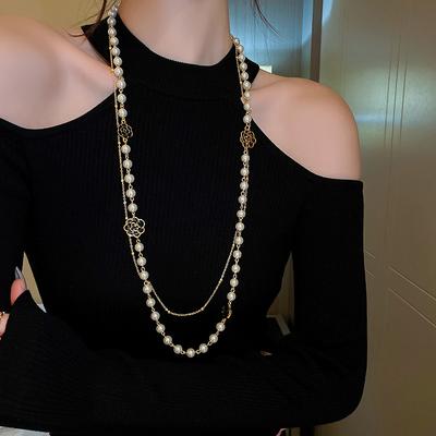 Tempérament Petit Style Parfumé Collier de Perles Multicouche pour Femme Luxe Léger Niche Haut de Gamme Chaîne de Pull Longue Polyvalente Automne et Hiver
