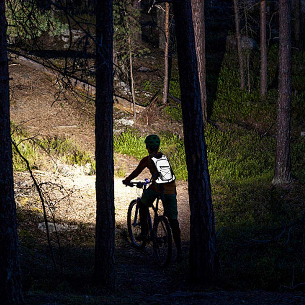 SIUKE Hydration Backpack 8L Reflective Cycling Hydration Backpack Outdoor Sports Running Hiking Backpack Travel Daypack Shoulder Bag High-Visibility