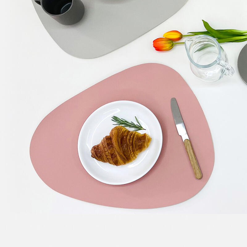 1 x Non-Slip Pebble Waterproof Placemat brown