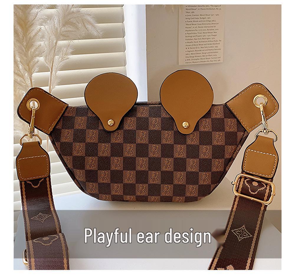 Popular Little Bear Unisex Crossbody Sports Bag - Lightweight Fashion Waist & Chest Bag