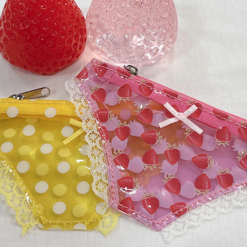

King receiving panties coin purse panties pouch fun spectacle Yellow polka dots