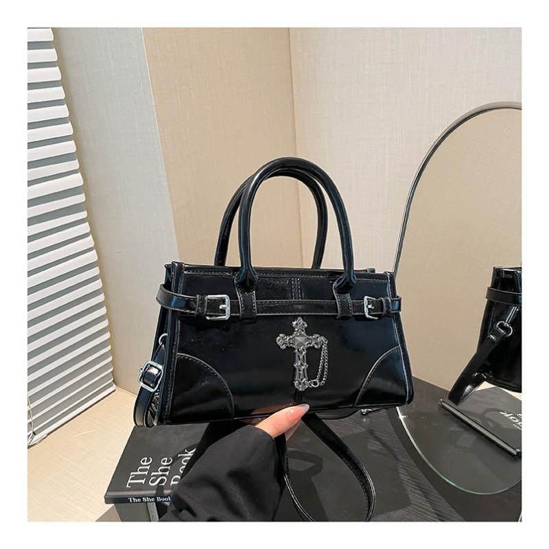 

Высококачественная Атмосферная Универсальная Сумка-Бейгл Boston Bag Женская Ретро Мотоциклетный Стиль Через Плечо На Одном Плече Сумка 26x9x15cm чёрный