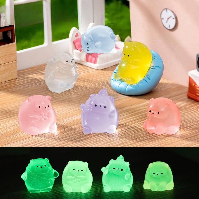 

Micro Landscape Decoration Cartoon Cute Luminous Bear Doll Hand Doll House Decoration Desktop Car Resin Decoration luminous bear series5pcs прозорий