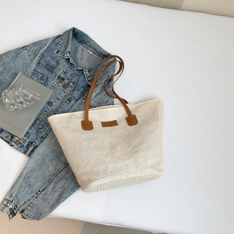 Straw bag women's large capacity 2025 new fashion summer woven shoulder bag texture casual commuter tote bag
