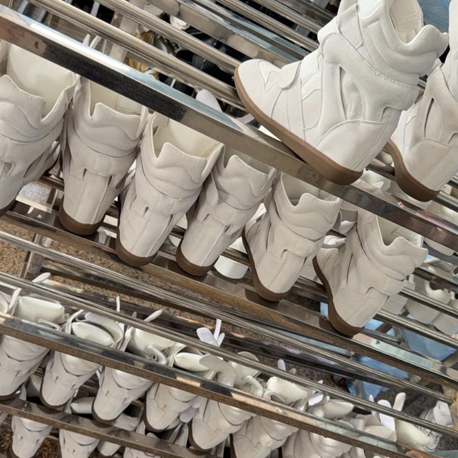 Klassische, großartig aussehende High-Top-Schuhe für Damen, Echtes Leder, Neu, Vielseitig, Sport- und Freizeitschuhe im Retro-Stil mit Klettverschluss