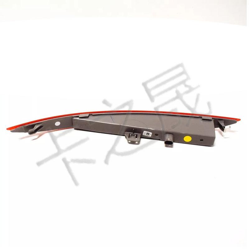 BMW X4 X6 G02 F16 Rear Bumper Decorative Lights (Part #63147323186/63147323185)