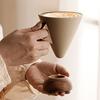 Keramik-Kaffeetasse mit Holzgriff, konische Tasse für Zuhause, Büro, Café, handgefertigtes Steinzeug