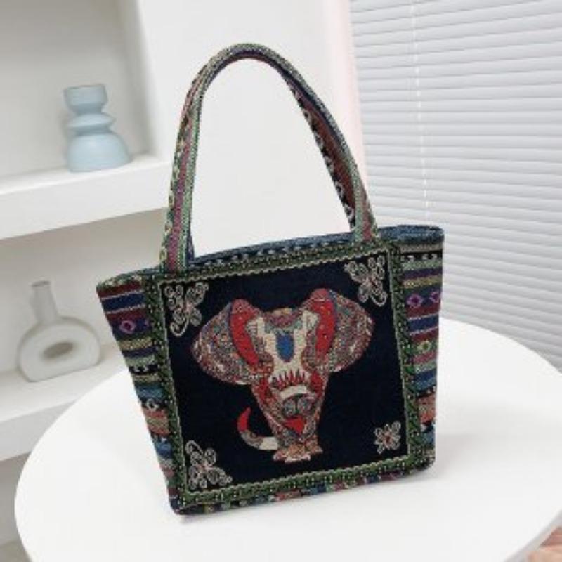 The Elephant Embroidery Double-sided Hand Shoulder Bag Is Versatile with Jacquard Patterns