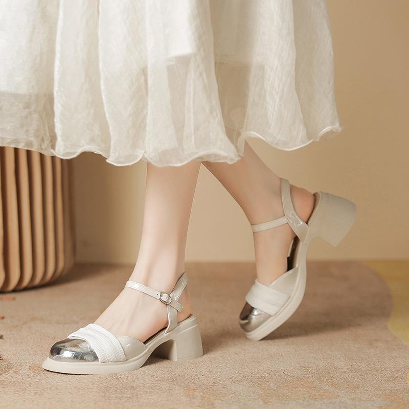 Baotou sandals women's summer new thick heel silver empty Mary Jane single shoes