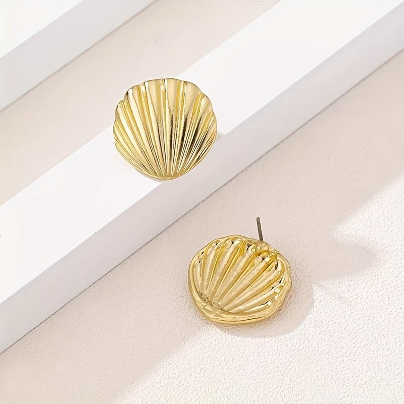 Vintage Gold Plated Fan Shell Drop Earrings