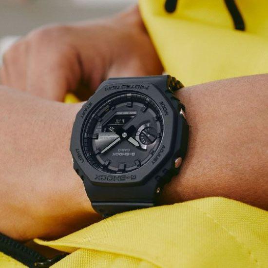 Casio G-shock Cyfrowo-analogowy zegarek męski Tough Solar Bluetooth GA-B2100-1A1