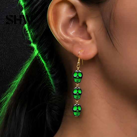 Retro Statement Earrings 1 Pair Acrylic Halloween for Women, Triple Skulls Drop Dangle Cool Alloy Ear Hooks Earrings, Gothic Jewelry Gifts Holiday