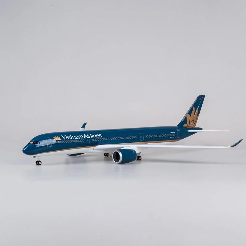 Resin Miniature 1/142 Scale Airplane Model 47CM A350 Vietnam Airlines Model Plane W Light and Wheel Landing Gear Home Decor