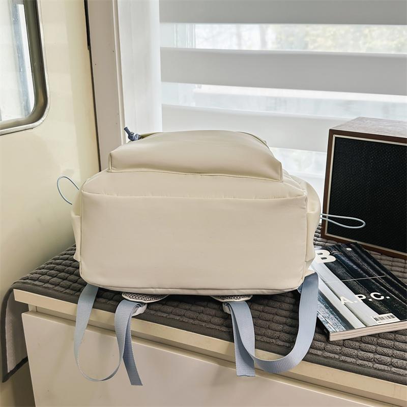 College-Stil Rucksack mit Buchstabenstickerei Leichte Schultasche Damen Rucksack mit großem Fassungsvermögen