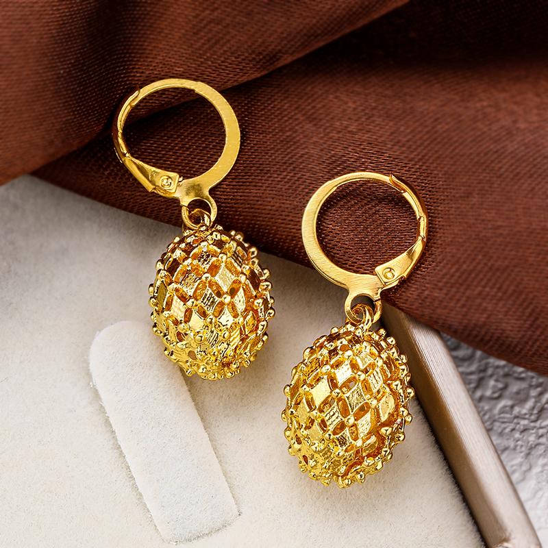 Vintage Metal Hollow Ball Drop Earrings Elegant Women's Classic Creative Hollow Ball Zircon Party Gift Accessories