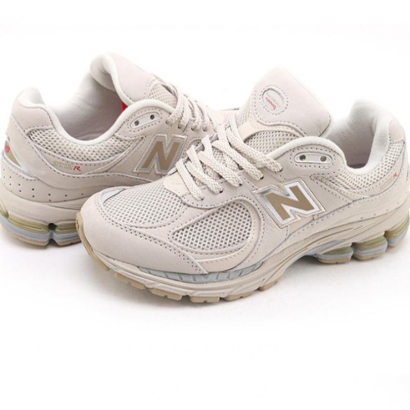 New Balance 2002 Beige