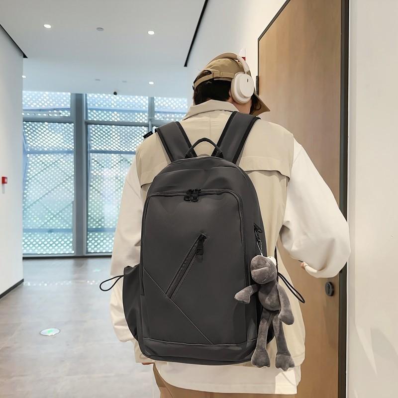 Einfarbiger Schulrucksack für Mittelschüler