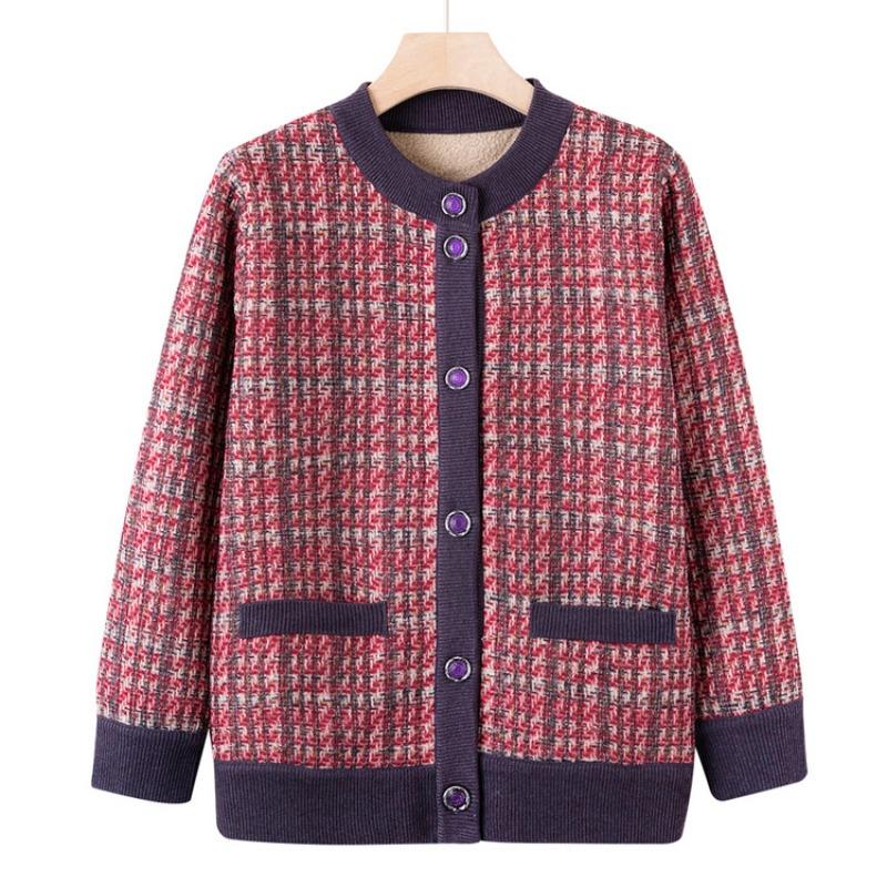 Elderly autumn and winter sweater women's fleece thickened coat year old 0 mother cardigan grandma autumn and winter knitted sweater