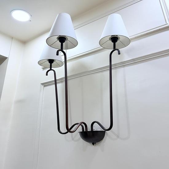 Moderne Messing 3-Lys Vegglampe Svertet Messing Minimalistisk Lys Hjem, Kontor Dekorativt Element