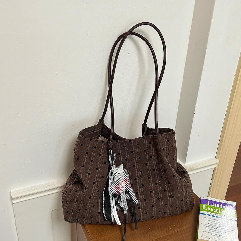 New fashionable large-capacity single bag shoulder handbag messenger bag women's tote bag winter bag