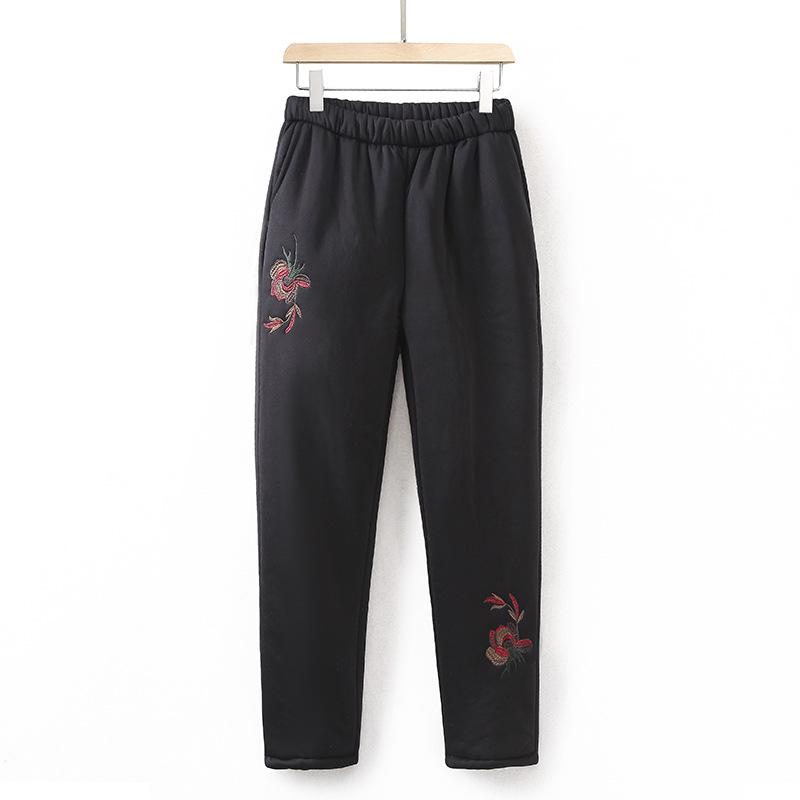 Women's Winter Lamb's Wool Pants: Warm, Loose-Fit, Plus Velvet for Middle-aged & Elderly