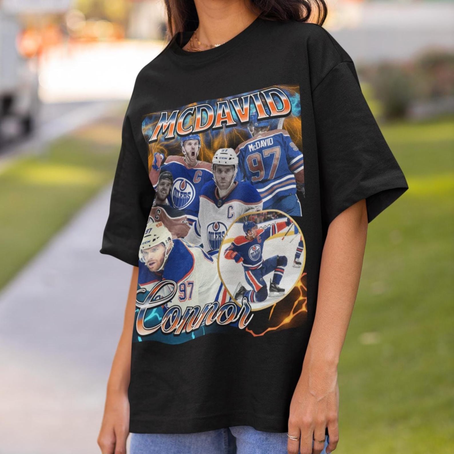 Connor McDavid Shirt Vintage 90s Edmonton Oilers Fan NHL Hockey Design Retro Bootleg Gift Classic Graphic Tee Unisex T-Shirt Limited Edition 2XL