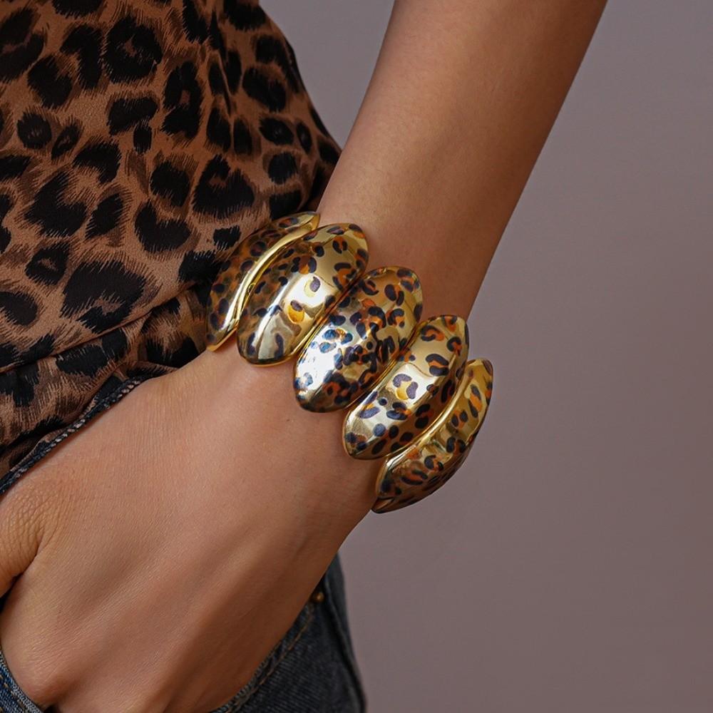 Temperament Leopard Print Cuff Bangles Fashionable Exaggerated Bracelet  Decoration