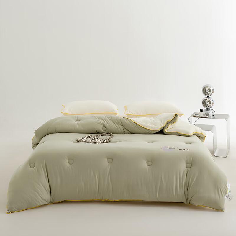 Manyaju Cloud Fleece Antibacterial Soybean Fiber Quilt