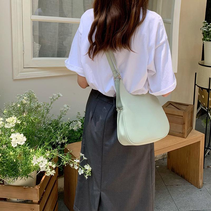 

Korean Summer New Women s Bag Lychee Design Orange Crescent Bag Slant Bag Ins Style Casual Commuter Shoulder Bag