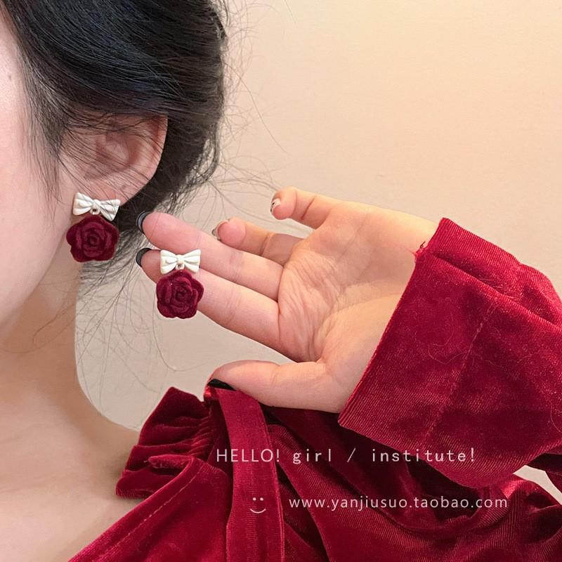 2025 Red Velvet Long Earrings - New Year's Hot Style, Versatile and Elegant for Weddings or Engagements