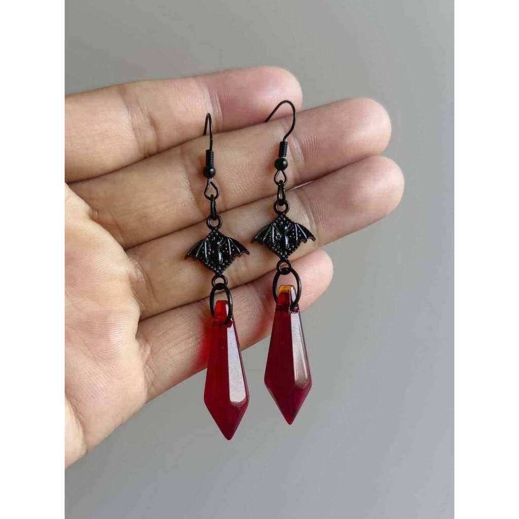 Gothic Style Bat Waterdrop Crystal Earrings For Women With Handcrafted Alloy Design