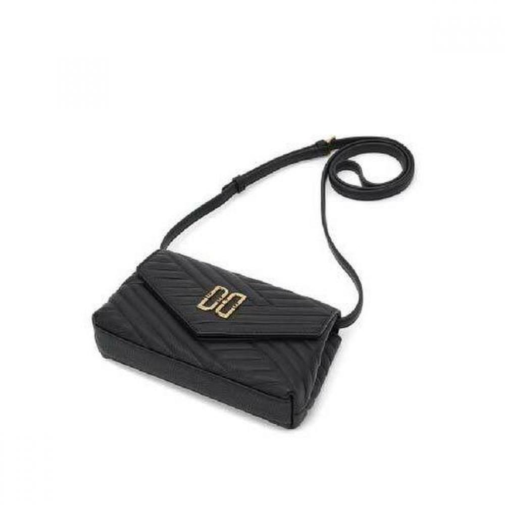 Daks Black Dd Logo Leather Crossbody Bag A1e367