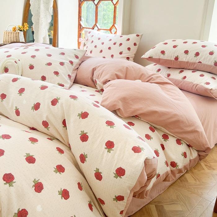 Retro Pastoral Bed Sheet Four-piece Set, Four-season Washed Cotton Small Floral Quilt Cover