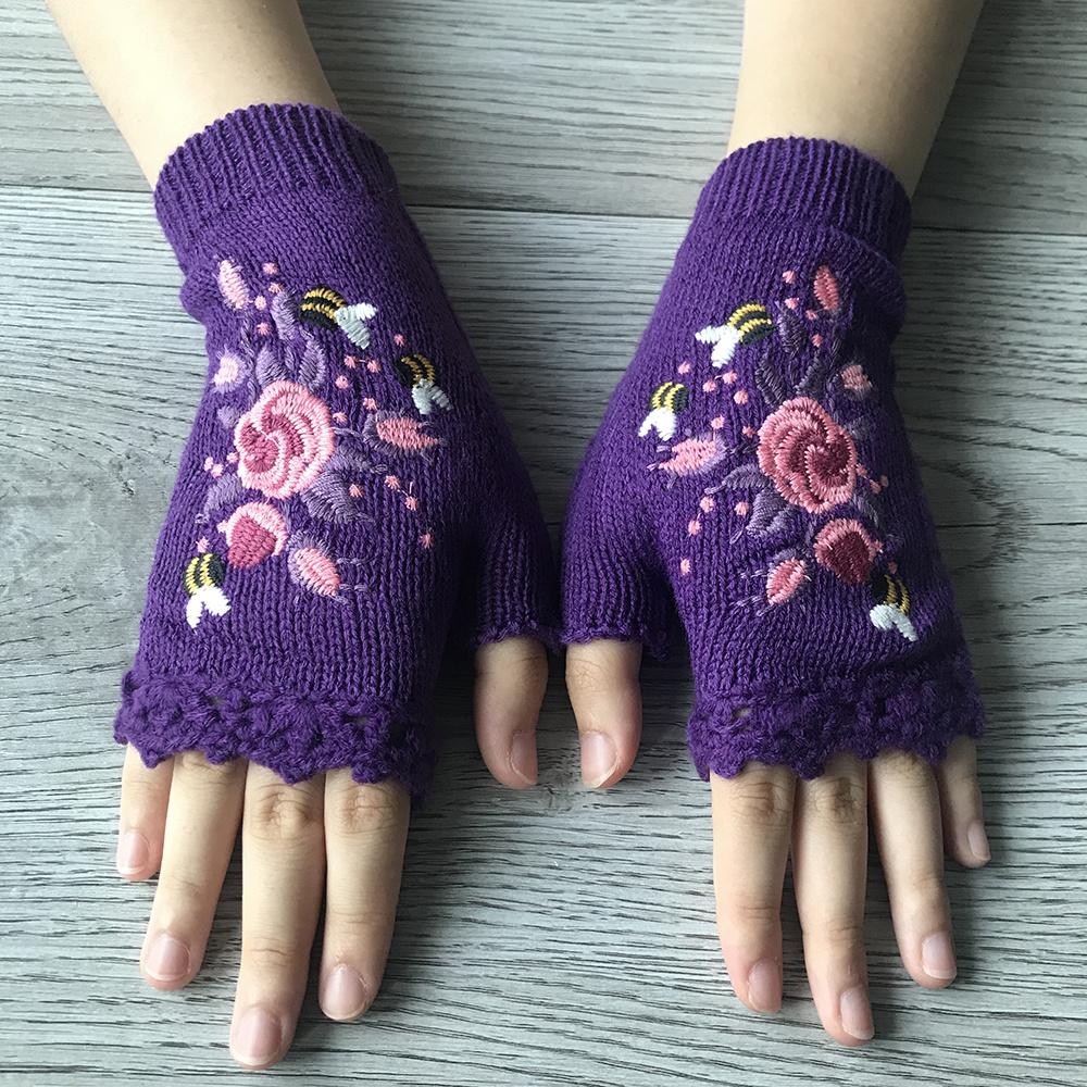 Handmade Flower Embroidered Gloves Women Fingerless Knit Gloves Autumn Winter Cold Proof Writing Gloves INS Embroidered with Bee