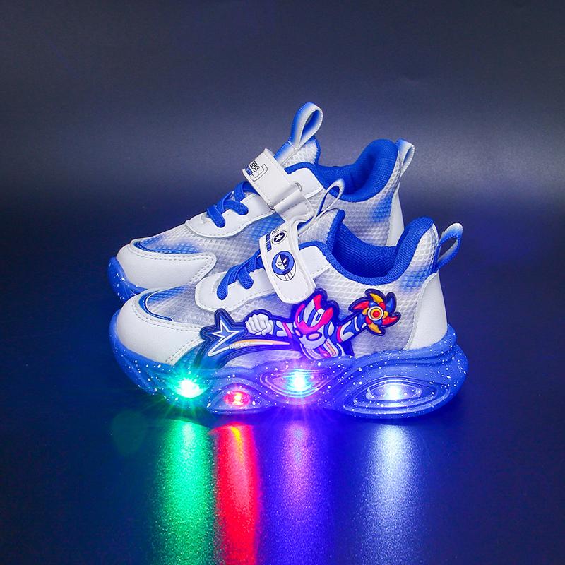 

Новые кроссовки для мальчиков с героями мультфильмов, детская спортивная обувь со светодиодной подсветкой и сеткой, повседневная светящаяся обувь, размер 22-33 22 синий