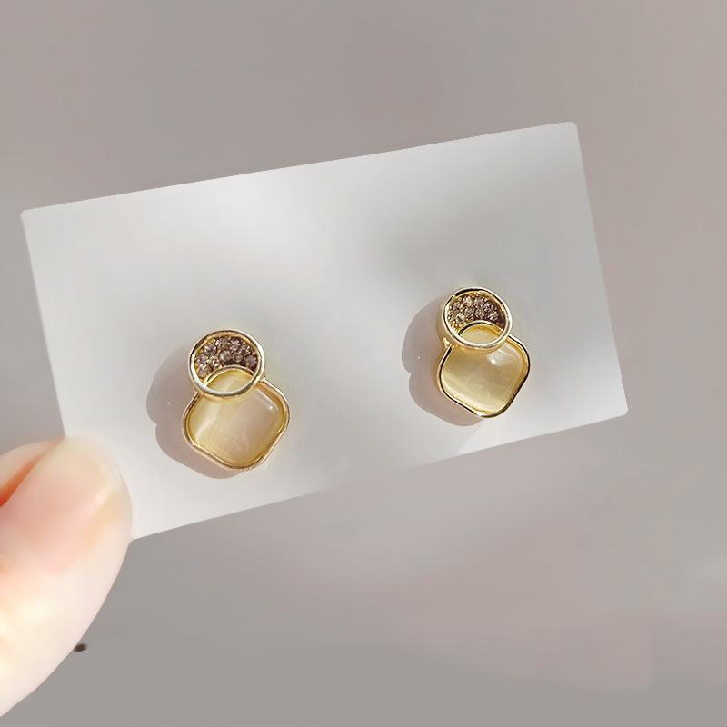 New In Opal Rhombus Stud Earrings for Female Round Rhinestone Top Geometric Statement Women's Unusual Earrings