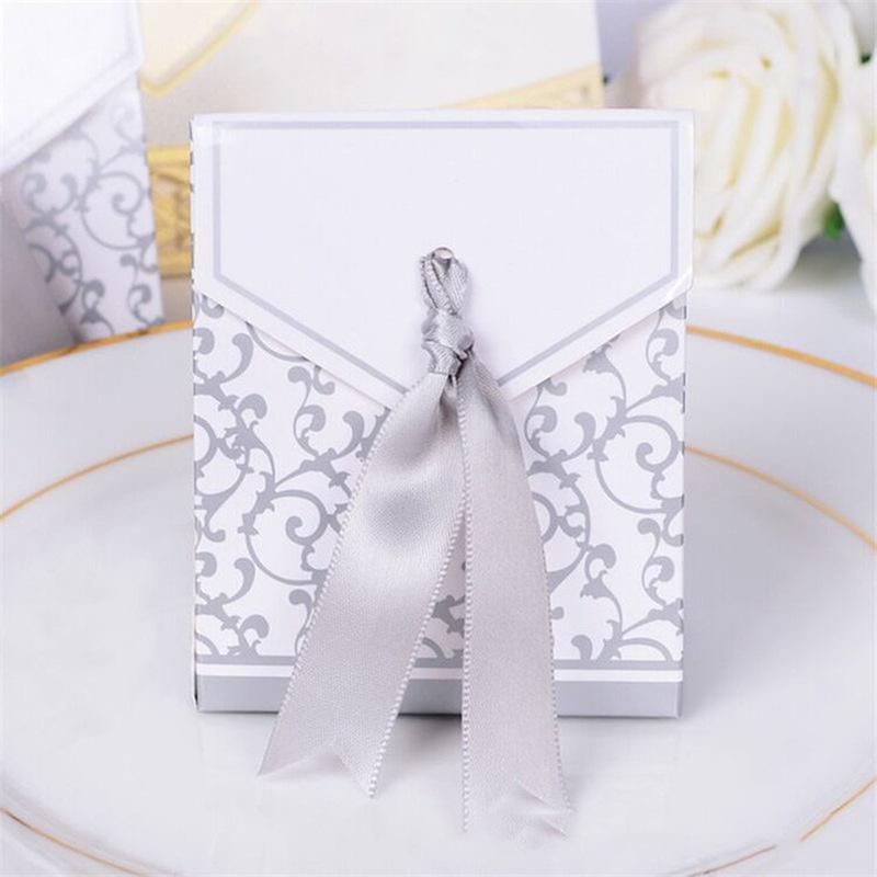 100PCS Gold Silver Paper Candy Box Gift Bag Wedding Gift Packaging Baby Shower Favors Birthday Party Supplies Wedding Candy Box