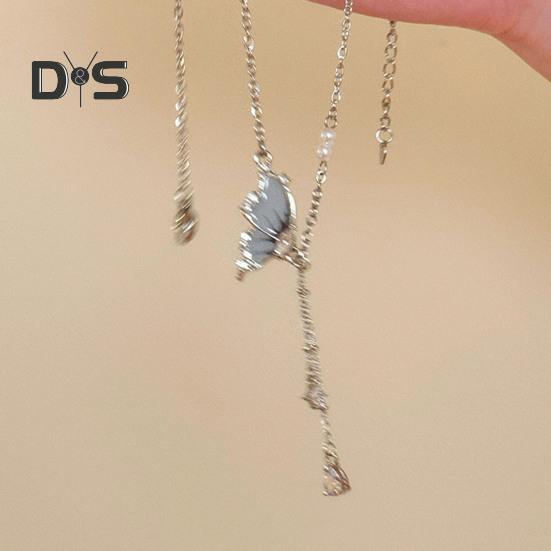 Dame Halskjede Kobber Sommerfugl Anheng Dusk Cubic Zirconia Elektrobelagt Justerbar Lengde Ball Party Halskjede Hals Smykker