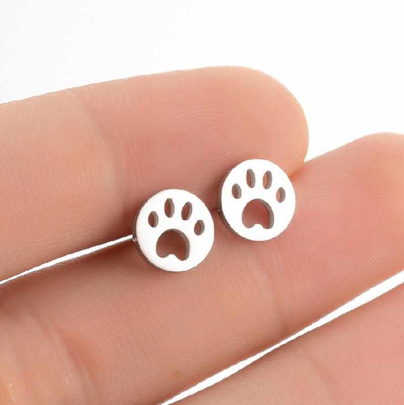 Japanese & Korean Cute Bear Paw Heart-Shaped Cartilage Earrings - Simple Stainless Steel Studs