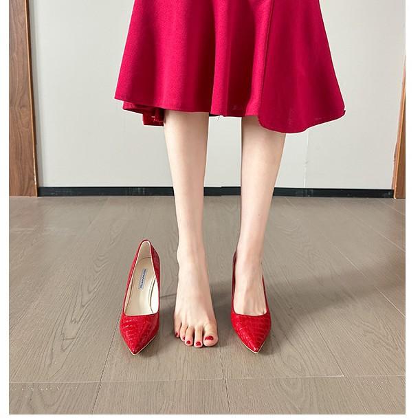 Foreign trade large size high heels women's sexy stiletto temperament versatile black professional work shoes single shoes women's shoes