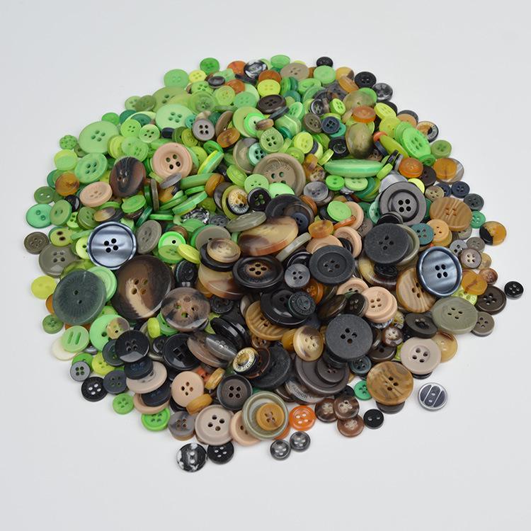 Available Now! Mixed Color Round Resin Buttons for DIY Crafts – Ideal for Handmade Button Art and Floral Designs.