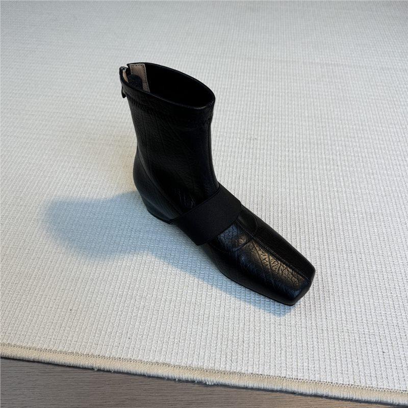 Sheepskin Version~ Retro Square Head Leather Inner Height Increase Black Short Boots Women's 2025 New Autumn and Winter Zipper Martin Boots