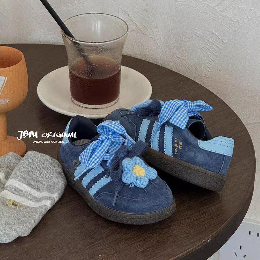 Korean Children's Casual Shoes Fashionable Retro Sports Shoes Lace Pearl Bow German Training Shoes