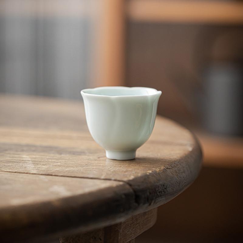 Flower cup ceramic solid color tea cup tea cup single cup thin tire household celadon white porcelain tea literati tea cup