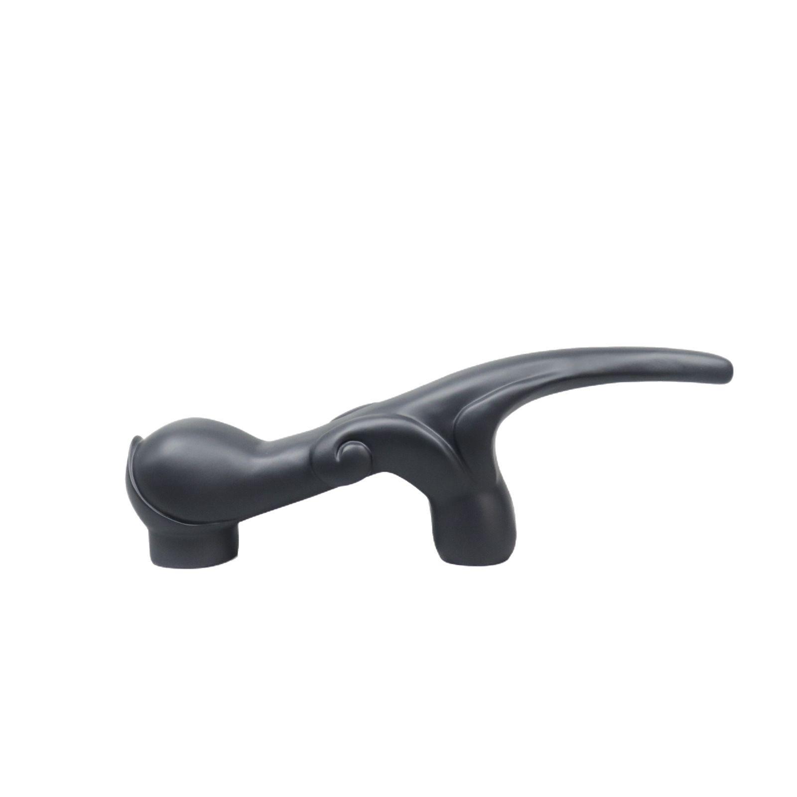 

European Luxury Abstract Resin Long-Nosed Beast Ornament for Home and Hotel Decor