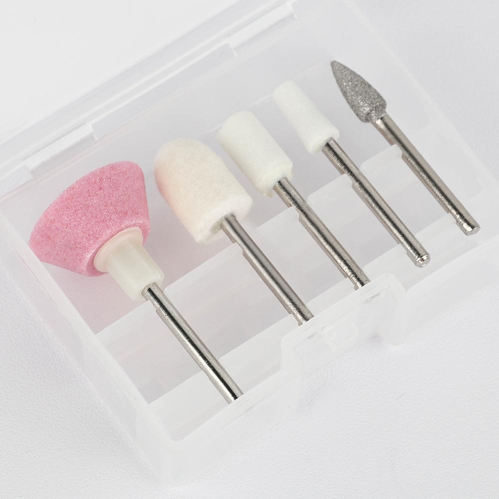 Пятипредметный набор для маникюра: шлифовальные и шерстяные кисти