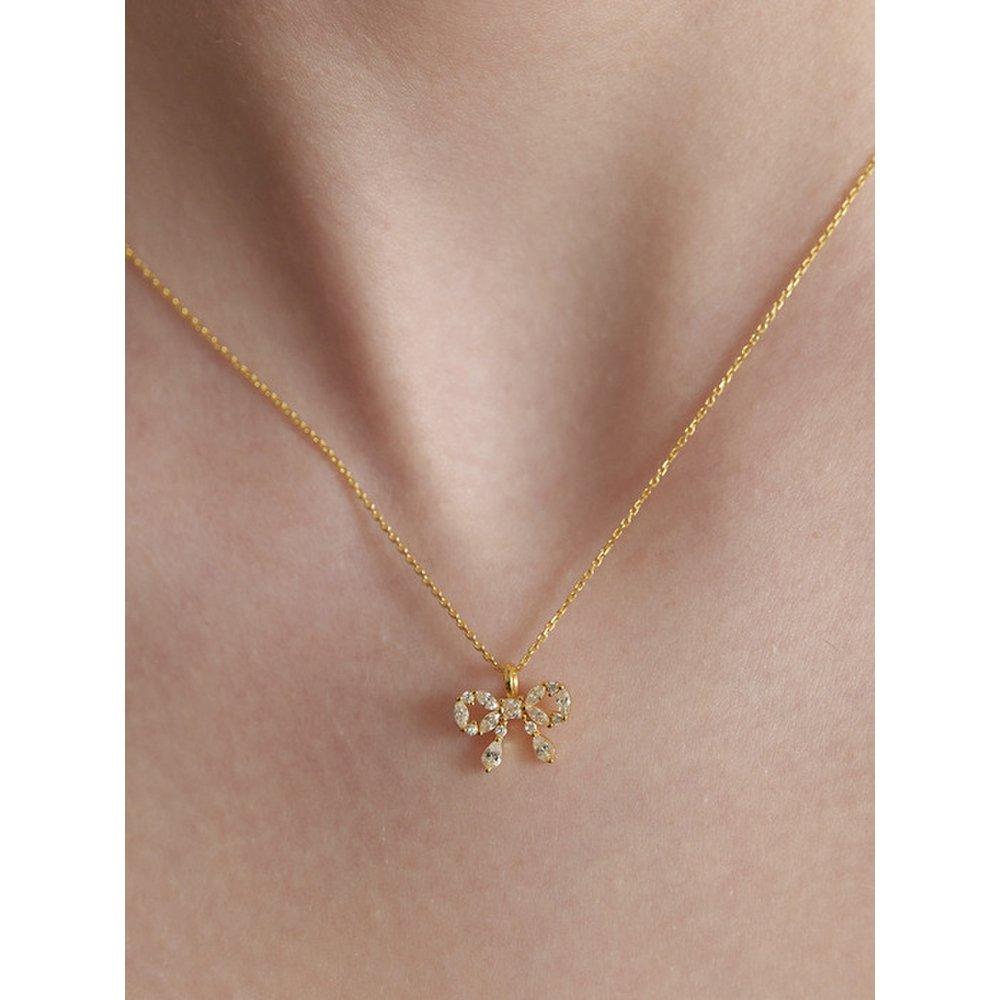 (925 Silver) Cubic Ring Ribbon Necklace Nz2176