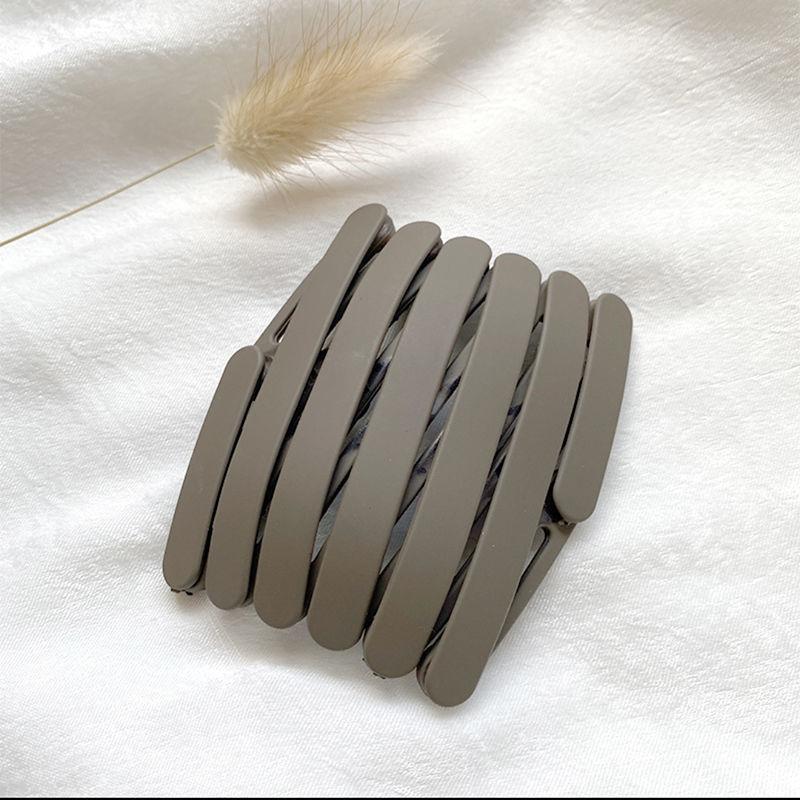 

Портативная нескользящая повязка для мытья волос и лица для малышей со специальными зубчатыми зажимами кофейный