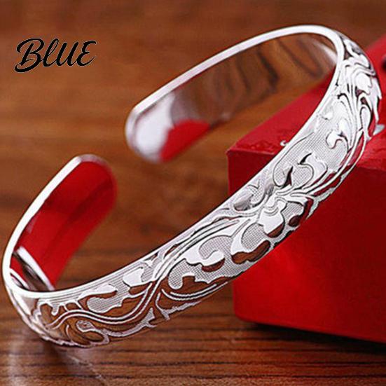 Arm Candy Lady Opening Bracelet Adjustable Circumference Floral Emboss Smooth